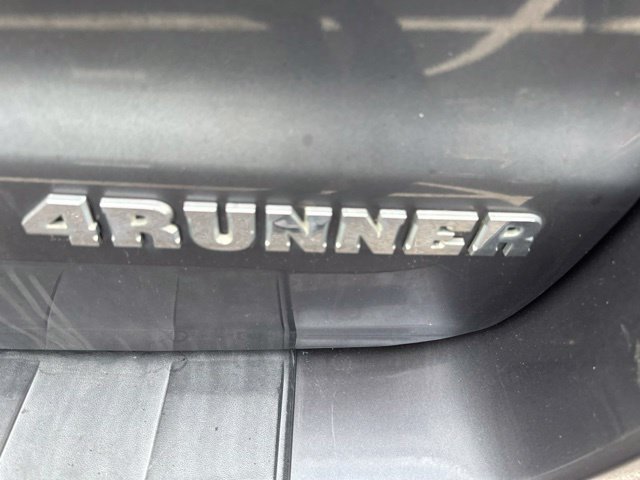 Used 2008 Gray Toyota Sport image 5