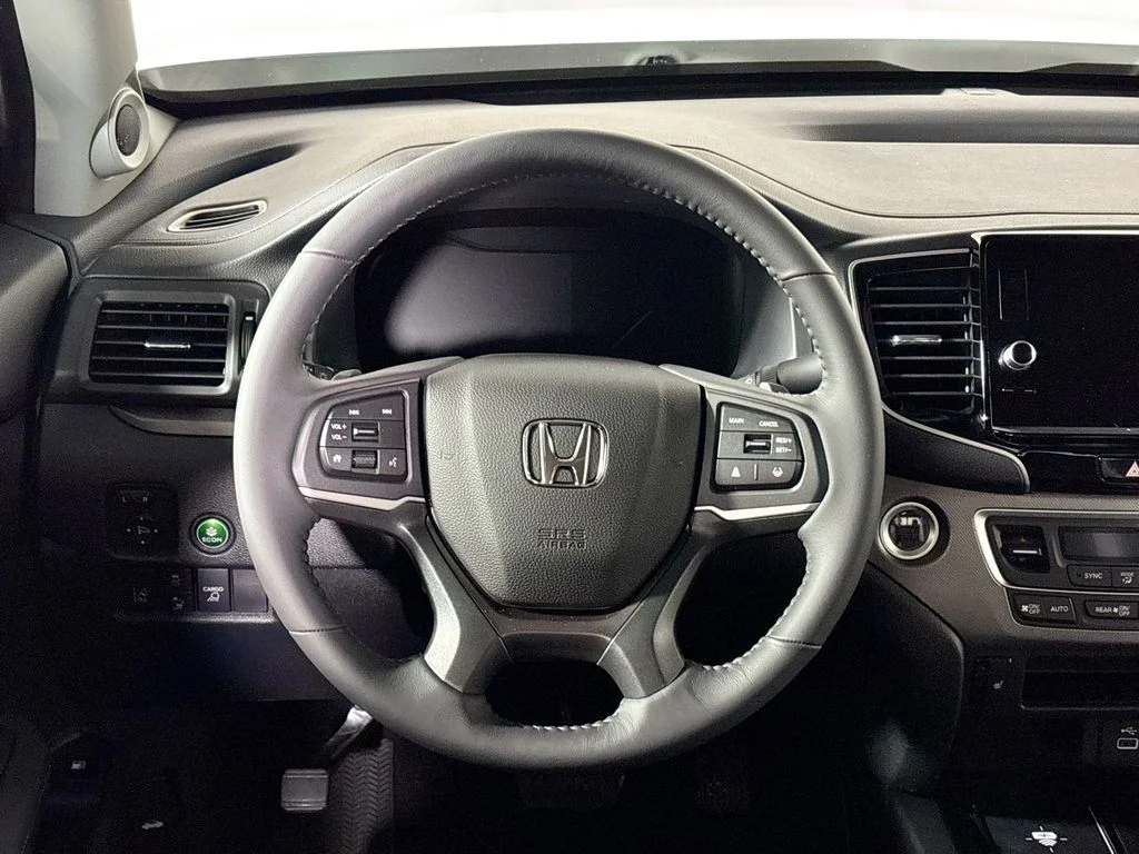 New 2026 Platinum White Pearl Honda RTL image 13