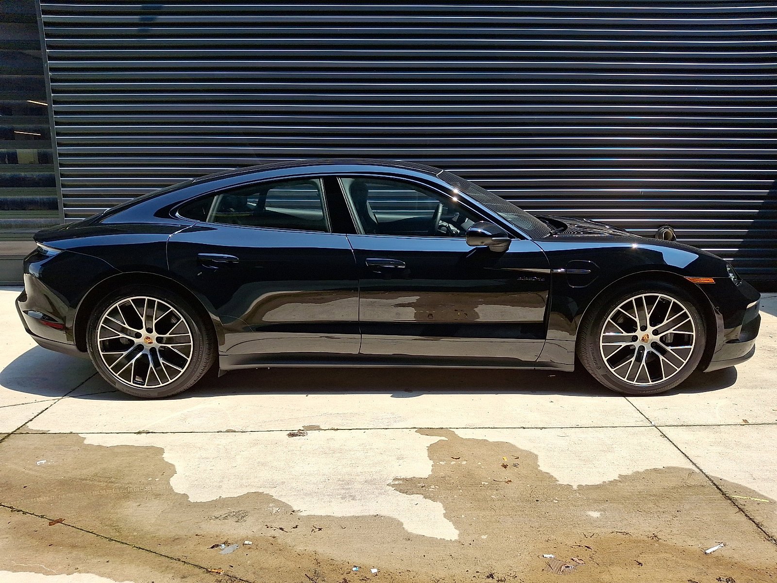 New 2026 Black Porsche 4S image 8