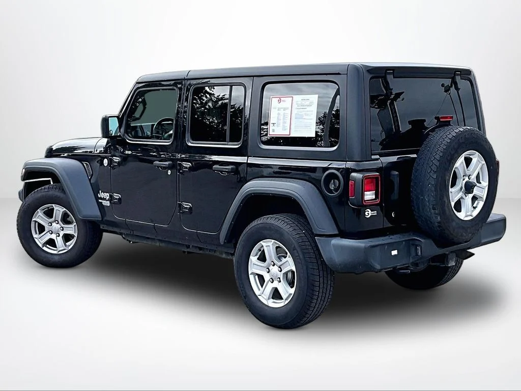 Used 2018 Black Jeep Unlimited Sport S image 13