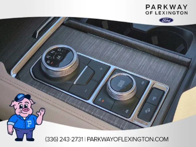 Used 2022 White Ford Limited image 26