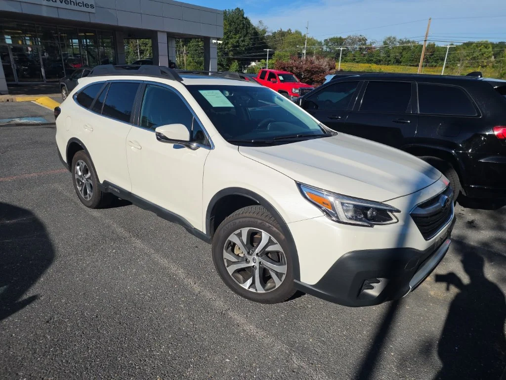 Used 2022 White Subaru Limited image 2