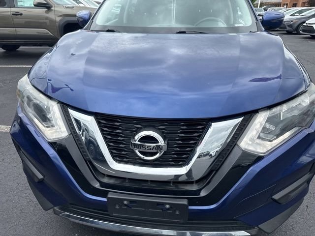 Used 2017 Nissan Rogue SV with VIN KNMAT2MT5HP527465 for sale in Decatur, AL