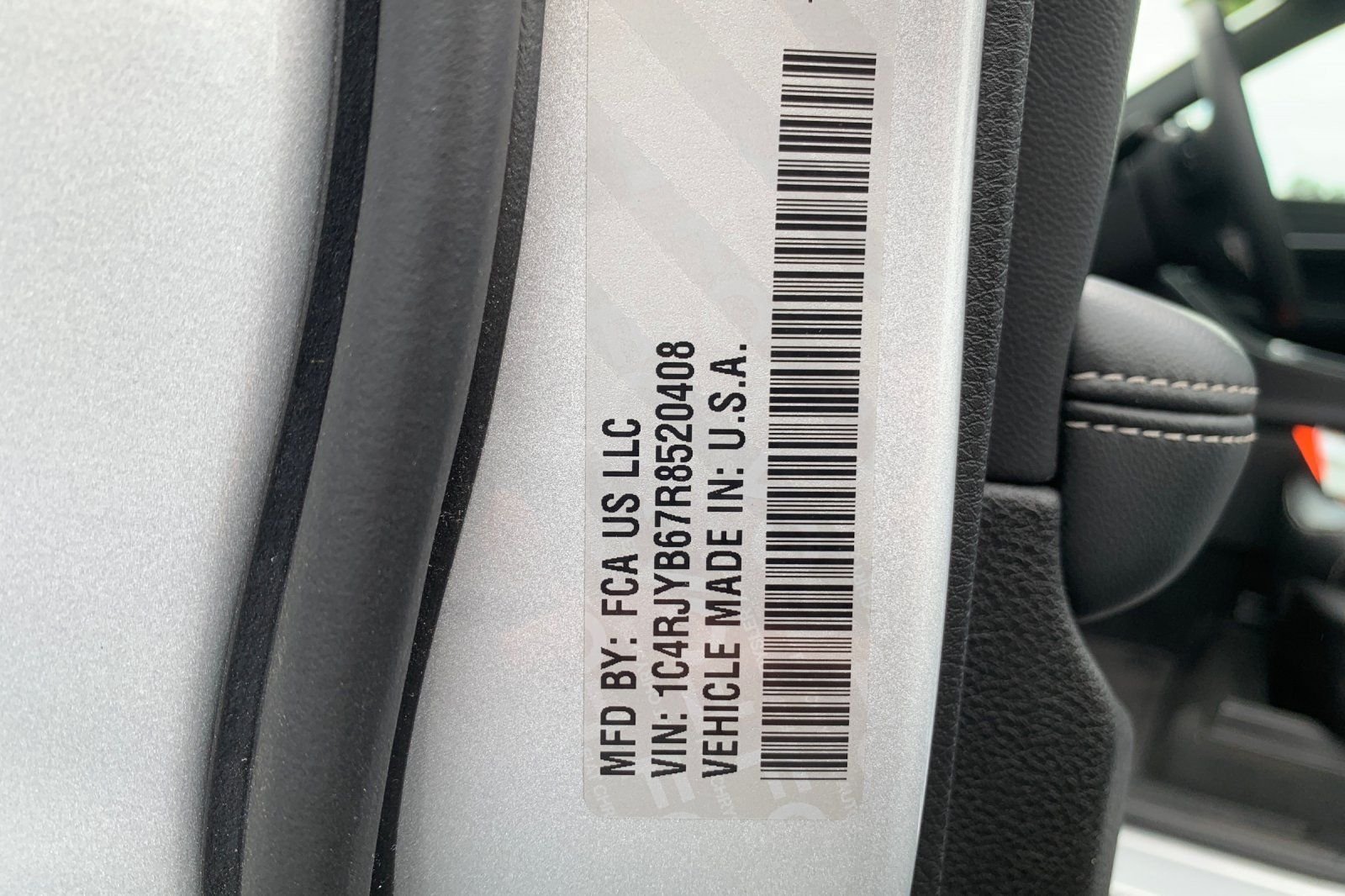 Used 2024 Silver Jeep 4xe image 37
