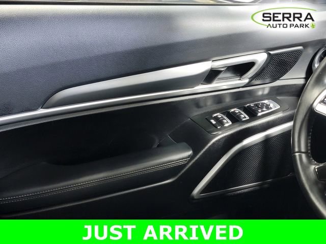Used 2022 Black Kia S image 22