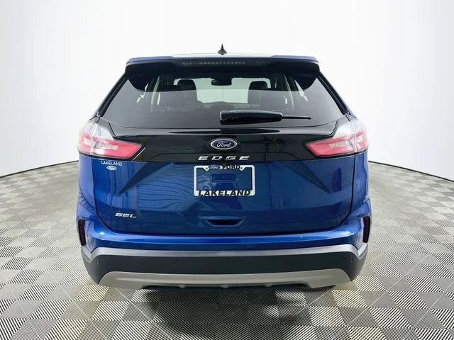 Certified Used 2021 Blue Ford SEL image 4