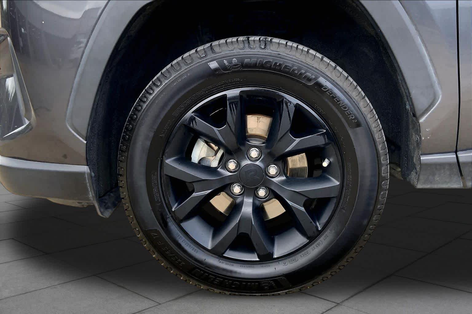 Used 2022 Magnetic Gray Metallic Toyota LE image 11