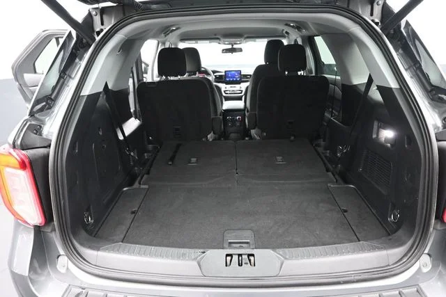 Used 2022 Gray Ford XLT image 24
