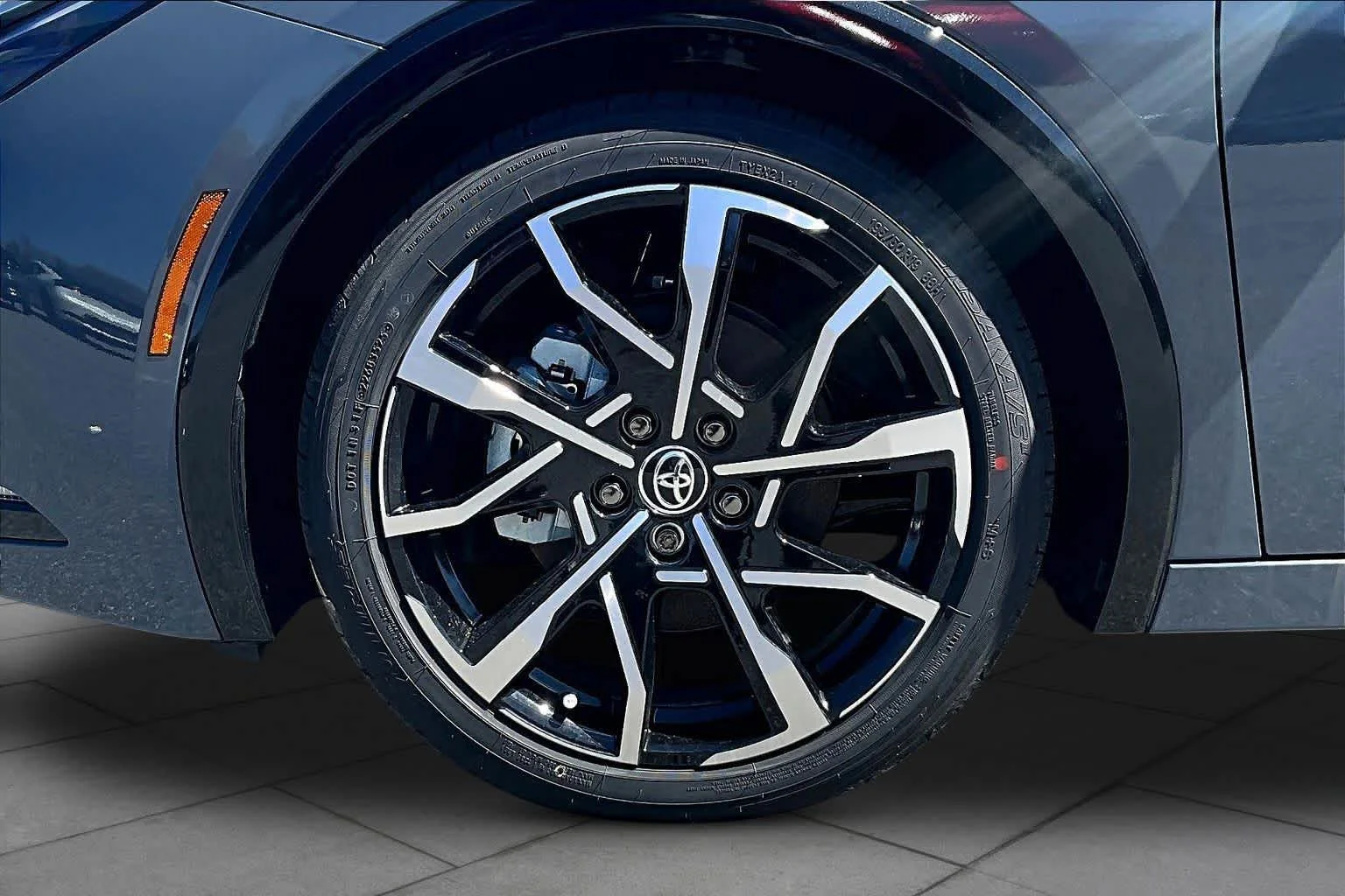 2026 Toyota Prius Plug-in Hybrid XSE - Photo 11