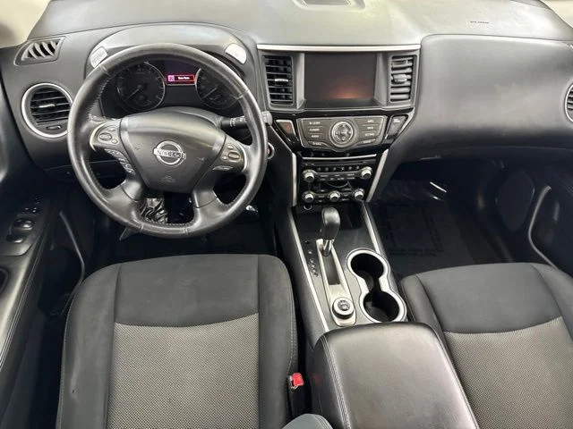 Used 2019 Silver Nissan SV image 22