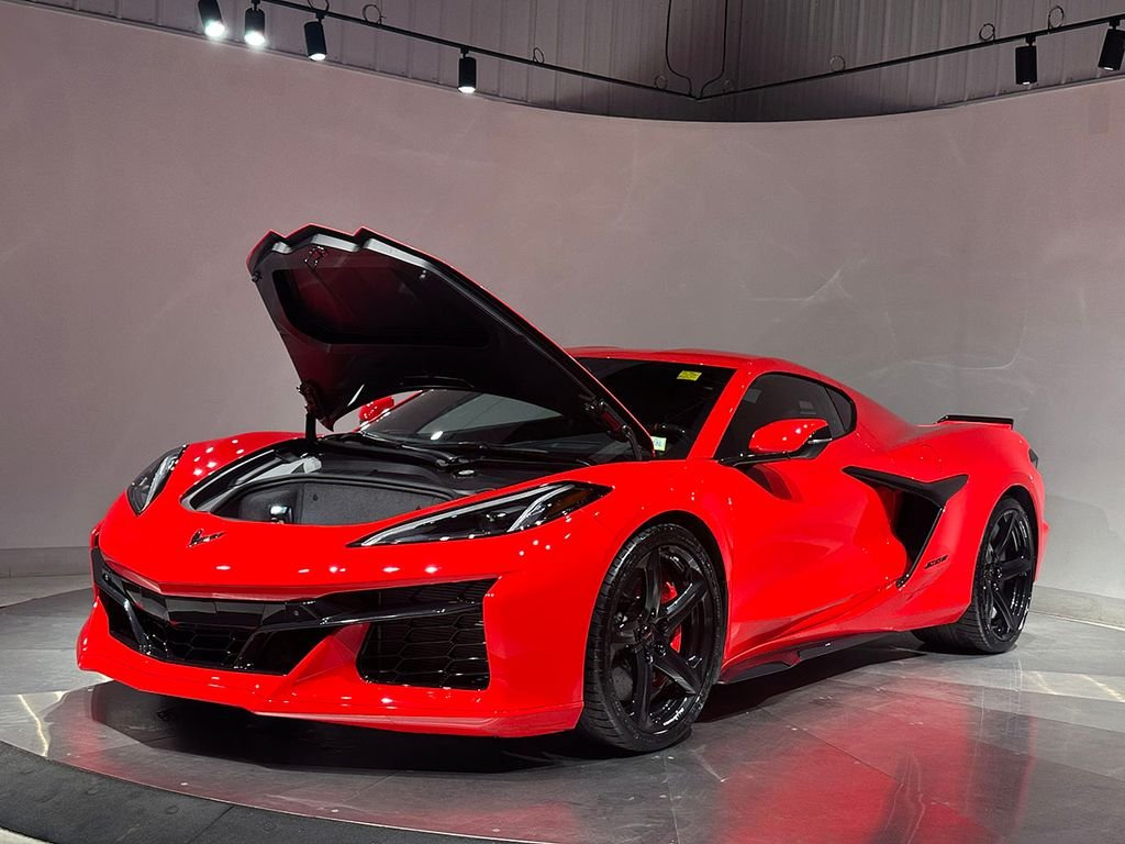 Used 2024 Red Chevrolet Z06 image 26