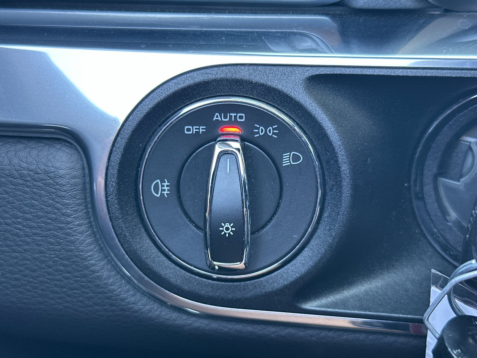 Used 2014 Black Porsche Carrera S image 26
