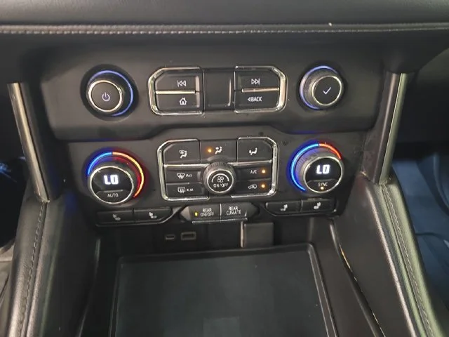 Used 2021 Graywood Metallic Chevrolet LT image 25