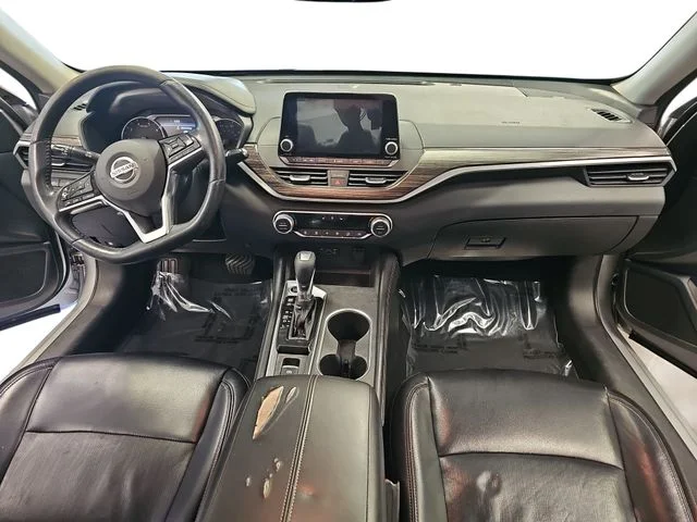 Used 2019 Silver Nissan 2.5 SL image 9
