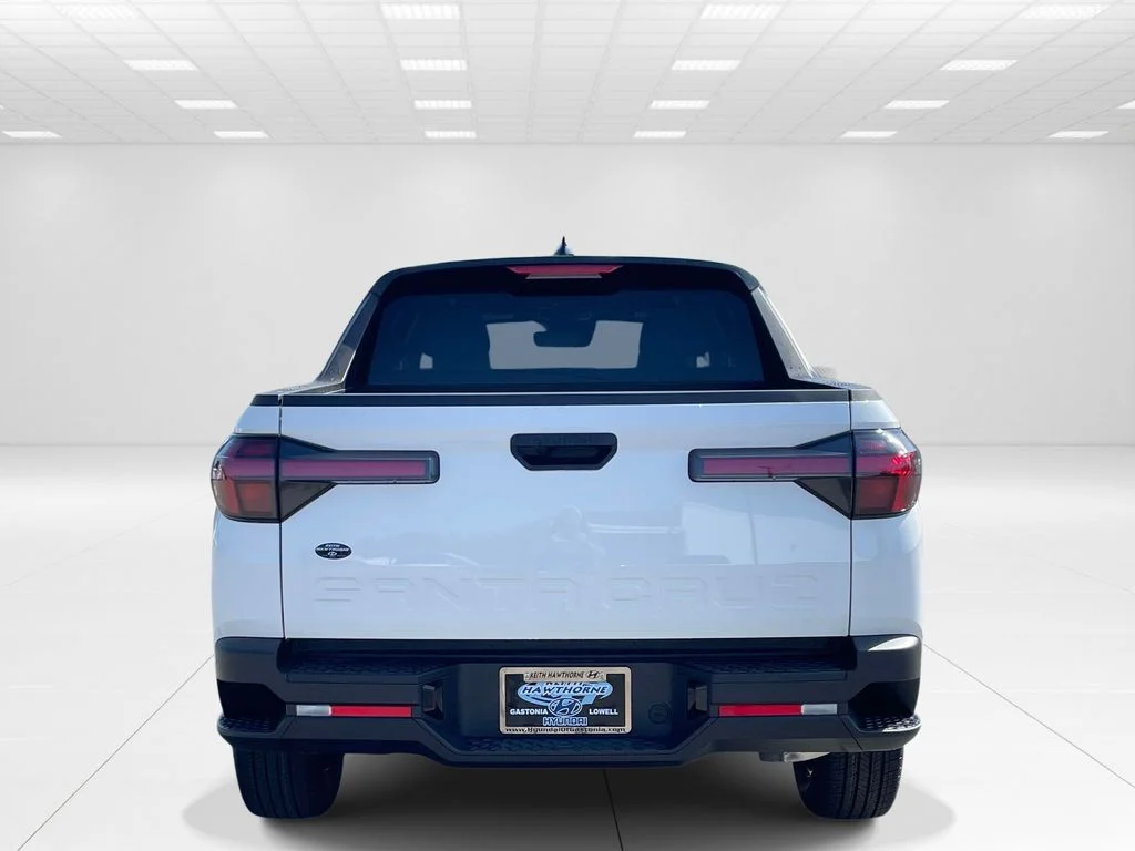 New 2026 White Hyundai SE image 5