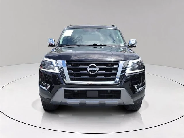 Used 2023 Black Nissan Platinum image 2