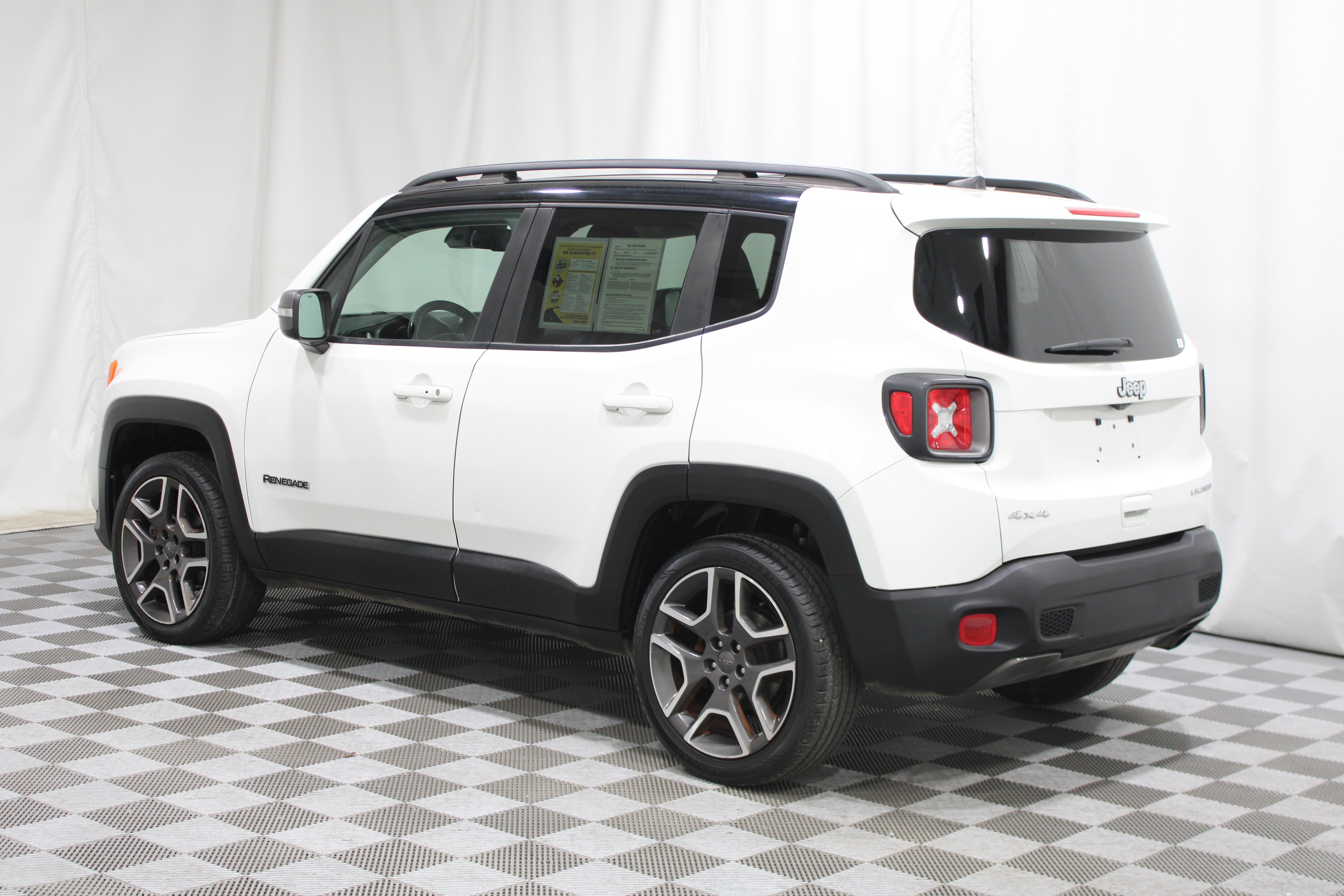Used 2020 Alpine White Clearcoat Jeep Limited image 34