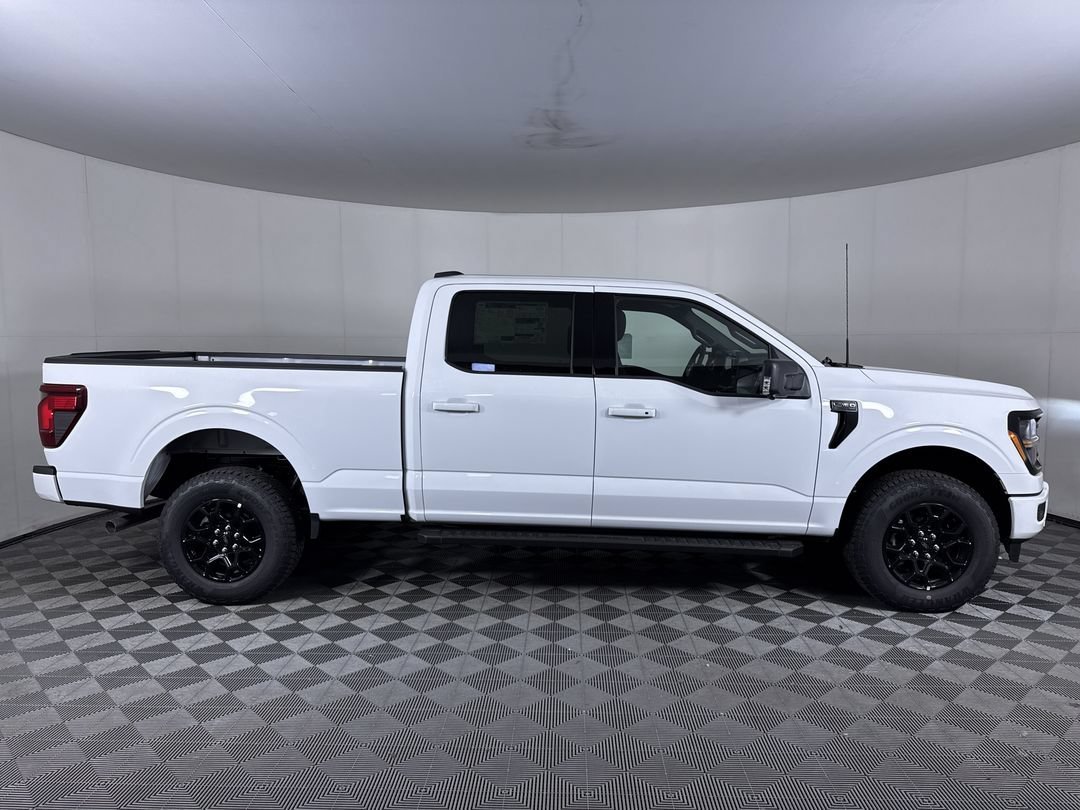 New 2026 Oxford White Ford XLT image 10