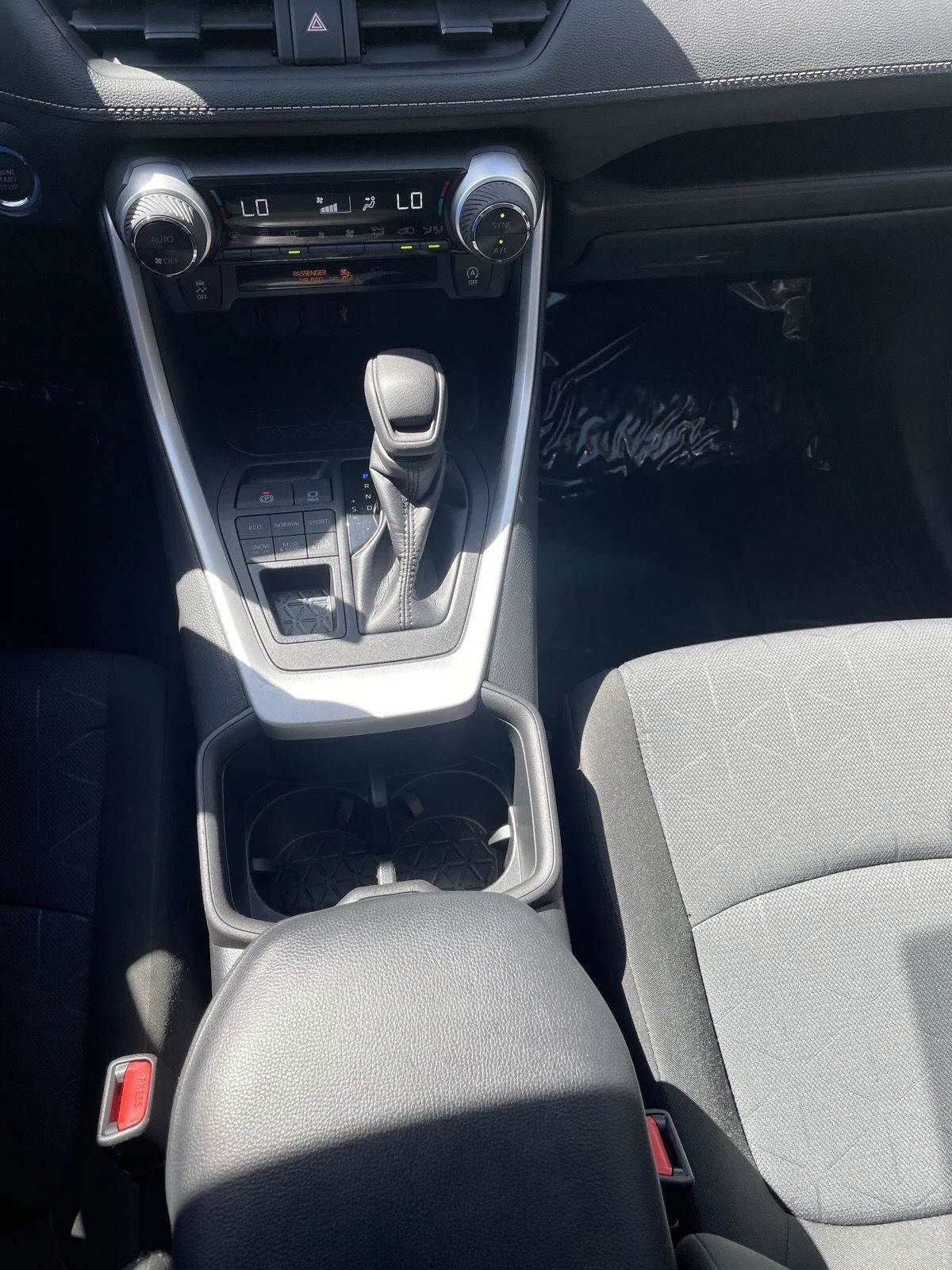 Used 2022 Magnetic Gray Metallic Toyota XLE image 19