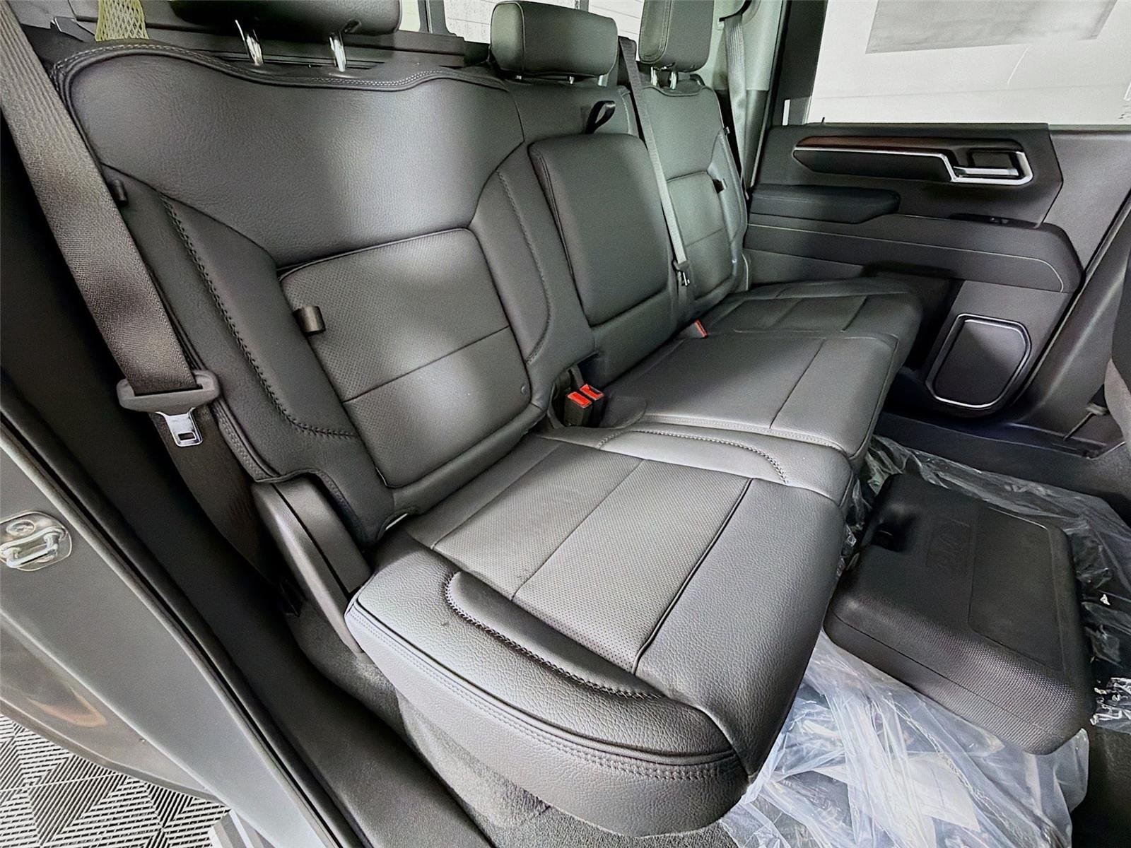 2026 GMC Sierra 3500HD Denali - Photo 29