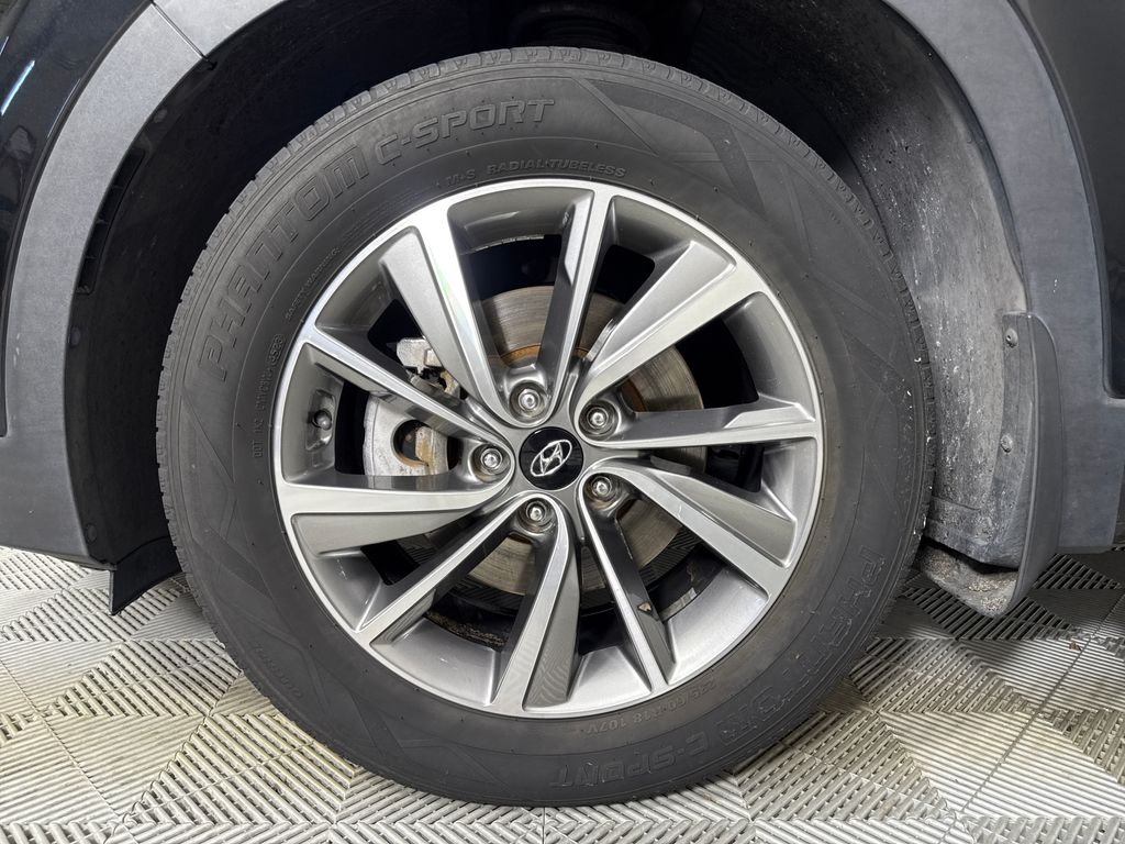 2020 Hyundai Santa Fe Limited - Photo 22