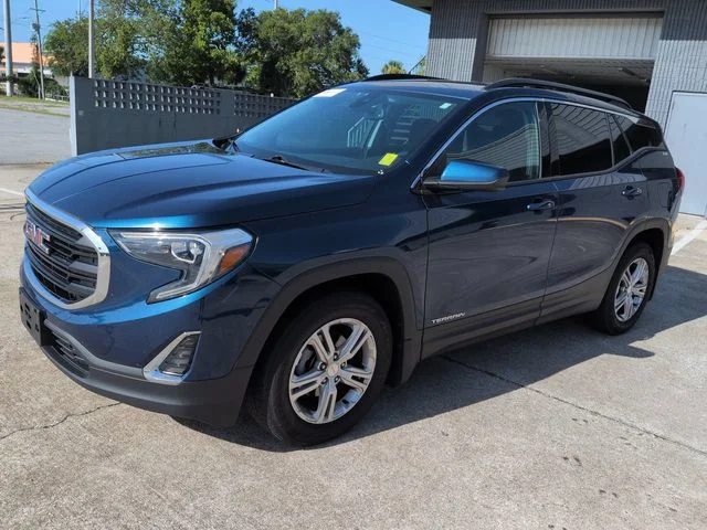 Used 2020 Blue GMC SLE image 8