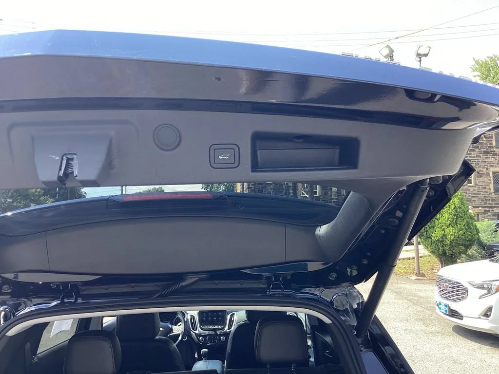 Used 2023 MOSAIC BLACK METALLIC Chevrolet Premier image 39