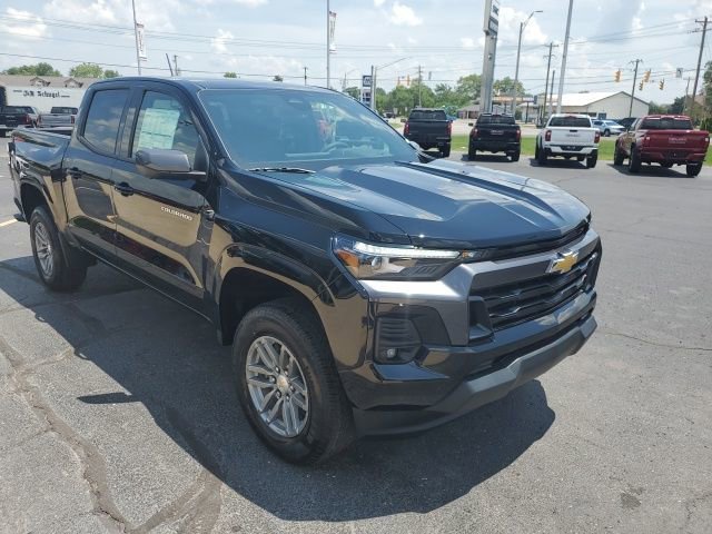 2025 Chevrolet Colorado LT - Photo 9