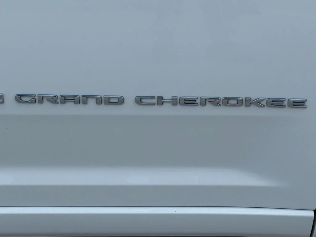 2023 Jeep Grand Cherokee Overland 4xe - Photo 9
