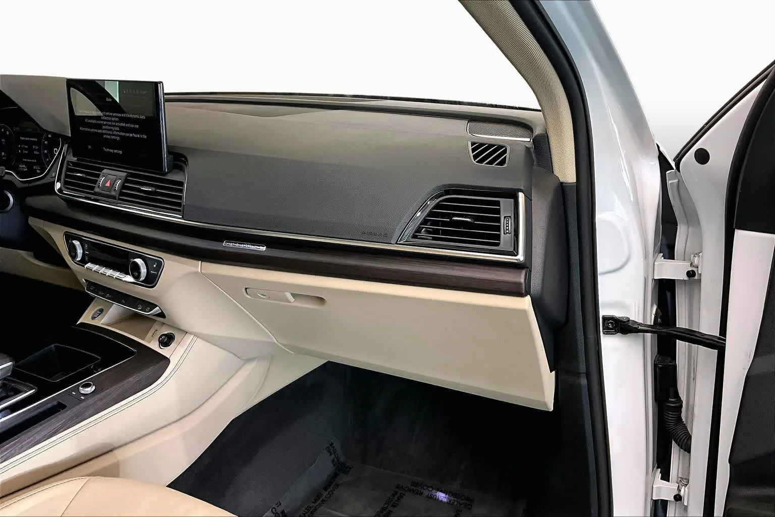 Used 2023 Ibis White Audi Premium Plus image 36