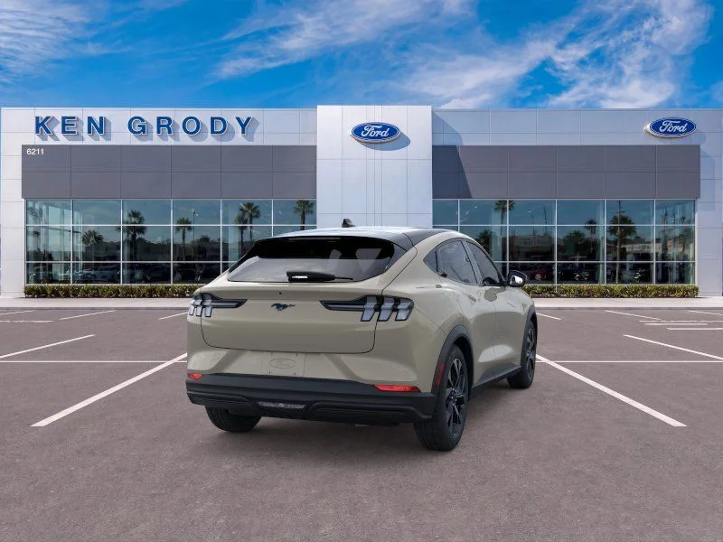 New 2026 Desert Sand Ford Select image 8