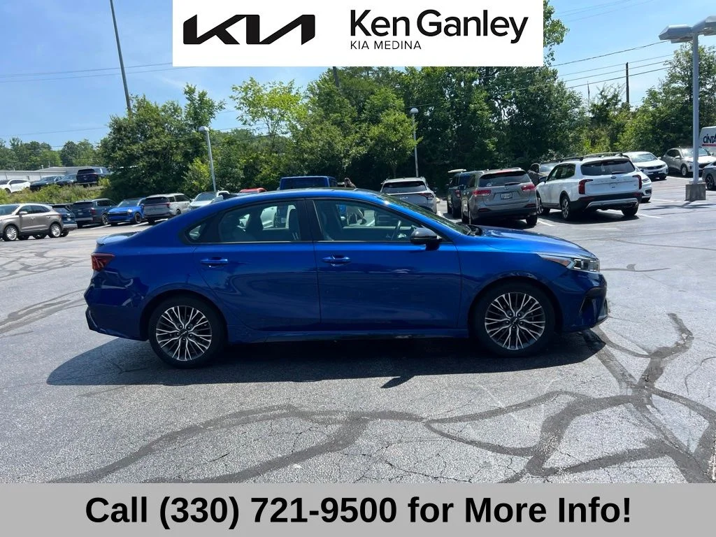 Certified Used 2024 Blue Kia GT-Line image 5