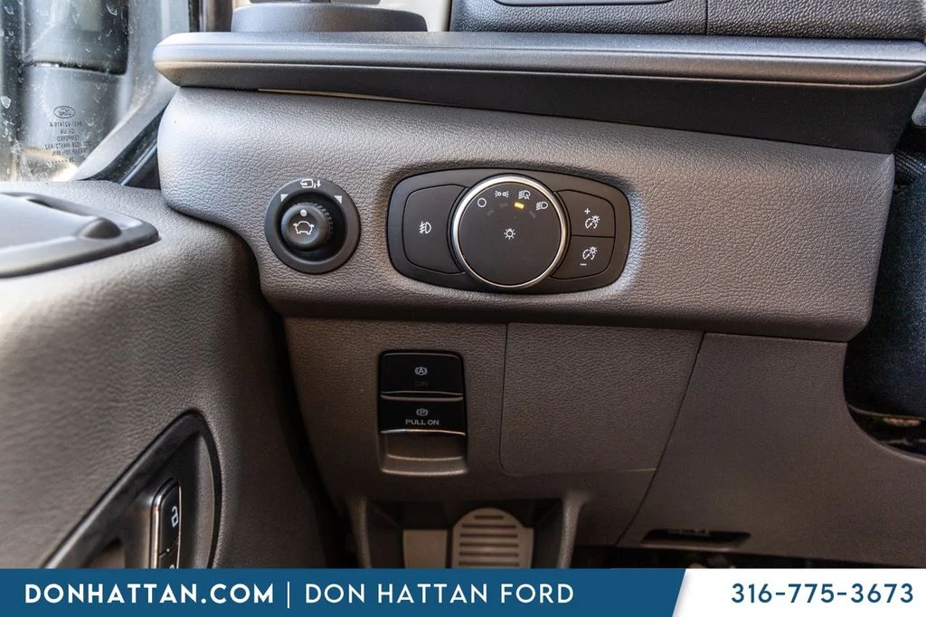 New 2026 Oxford White Ford Passenger Van XLT image 13