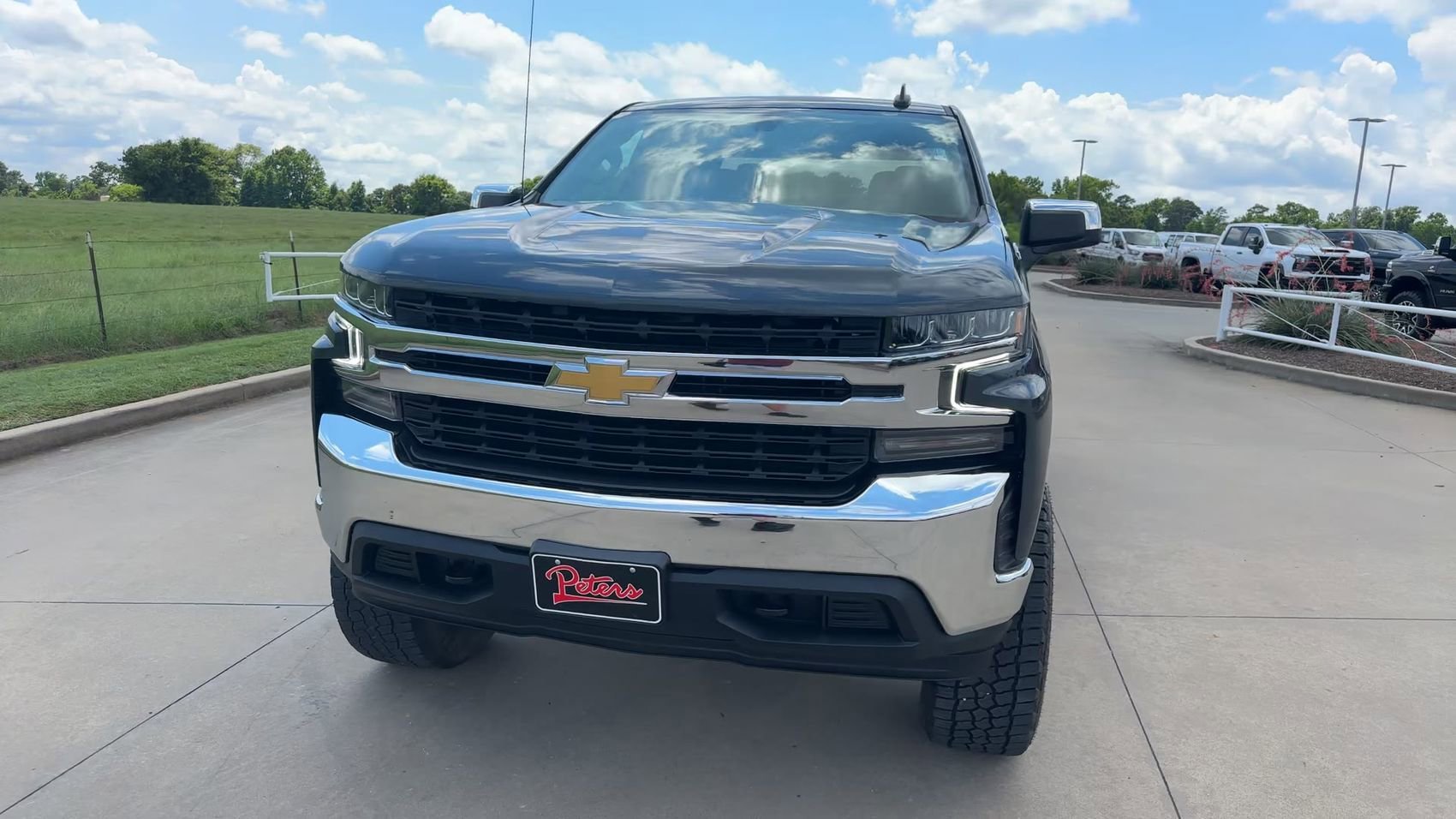 Used 2021 White Chevrolet LT image 4