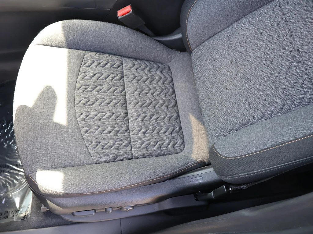 Used 2024 Gray Chevrolet LT image 30