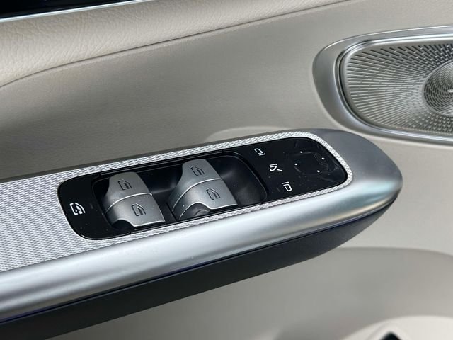 New 2027 Cirrus Silver Metallic Mercedes-Benz GLC 300 image 18