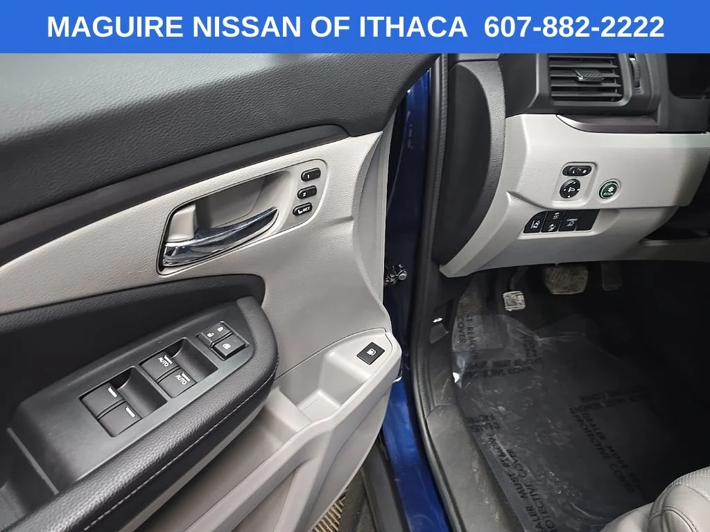 Used 2023 Blue Honda RTL image 29