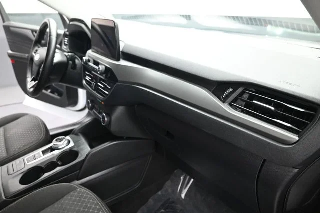 Used 2023 White Ford Active image 25
