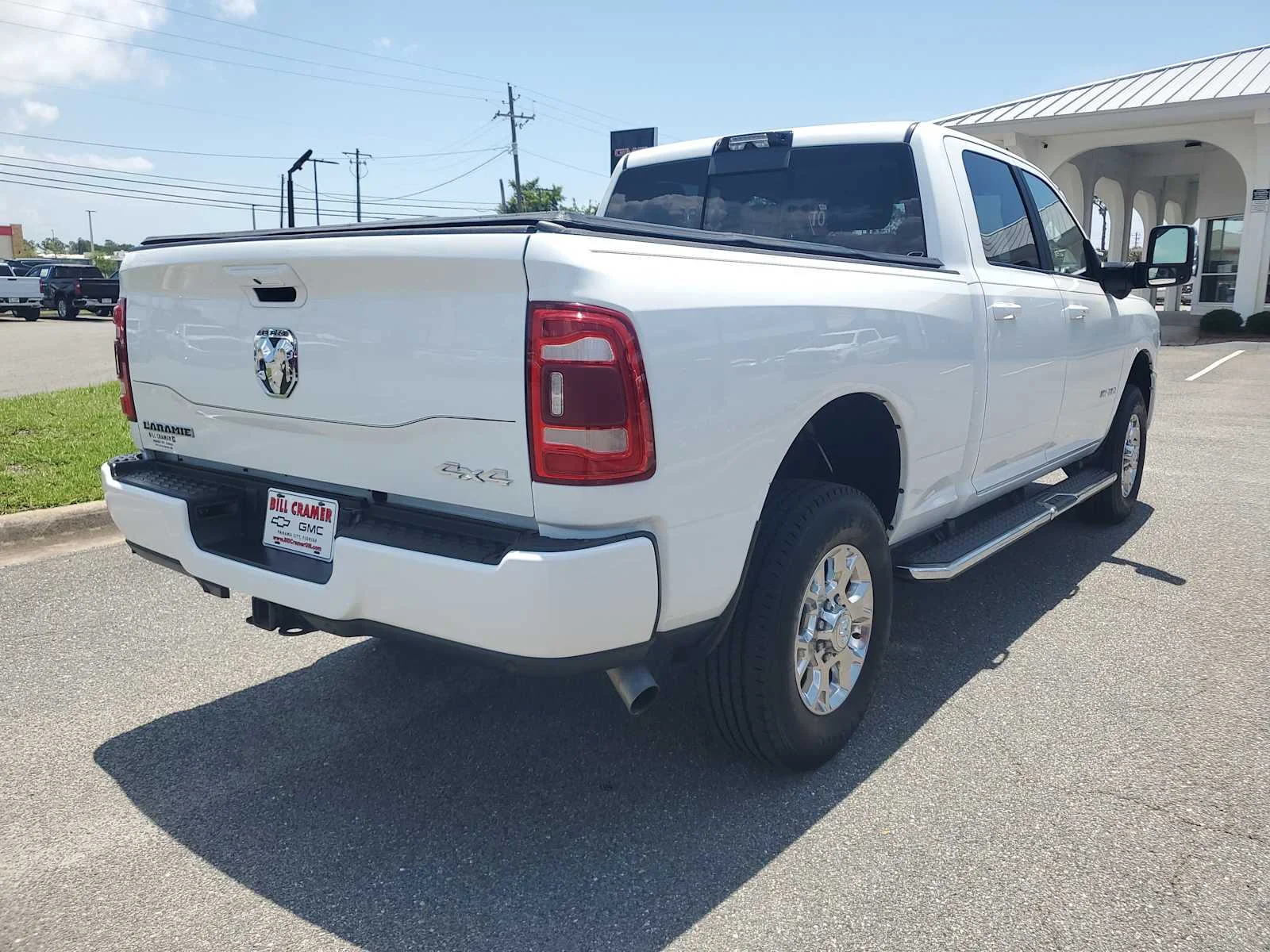 Used 2023  Ram Laramie image 6