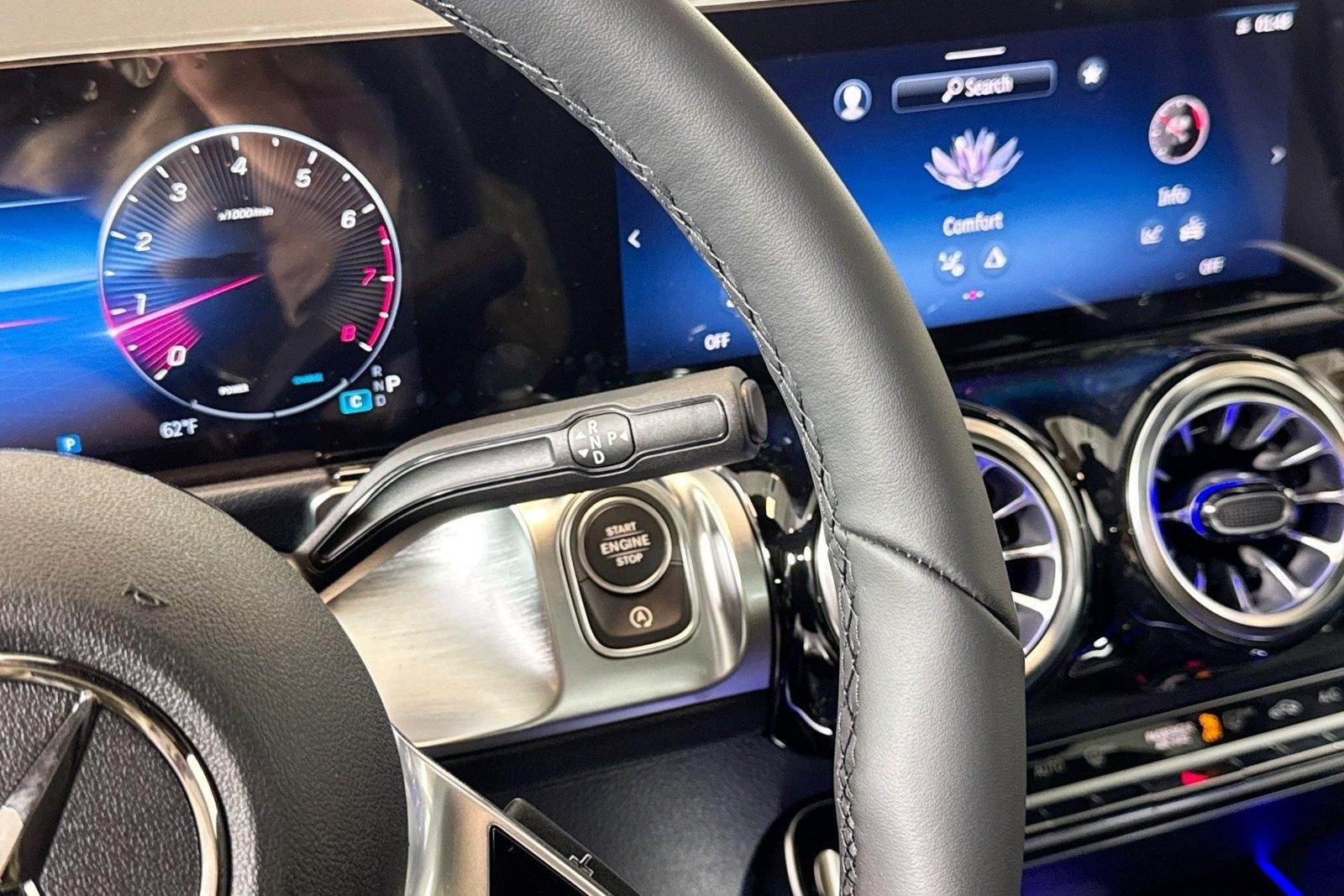 New 2026 Night Black Mercedes-Benz GLB 250 image 15