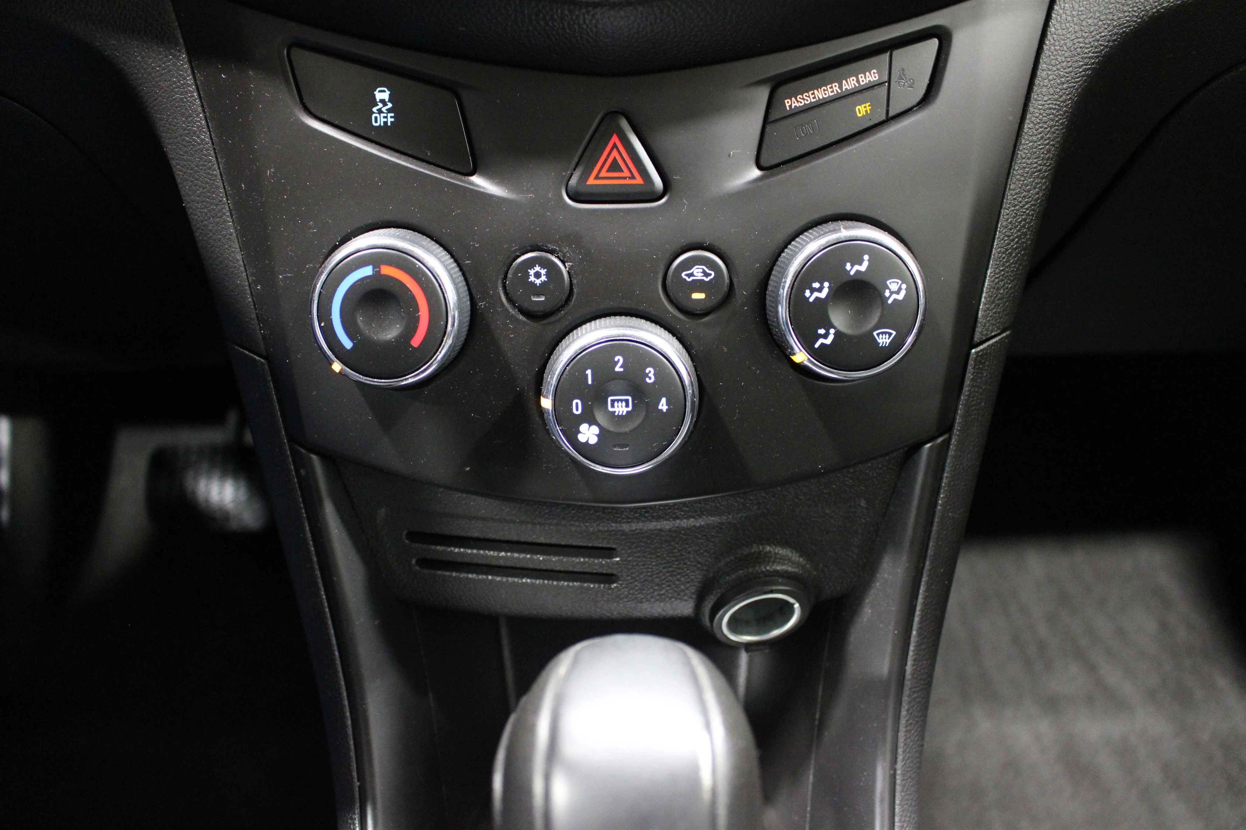 2015 Chevrolet Trax LS - Photo 14