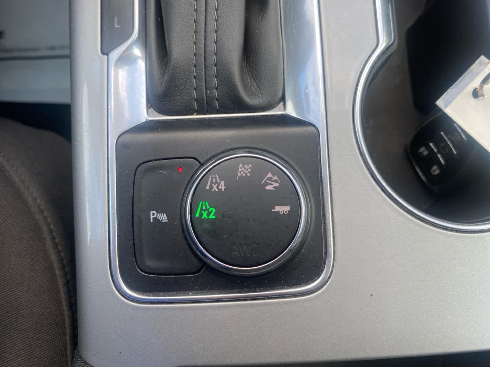 Used 2019 SUMMIT WHITE Chevrolet 2LT image 29
