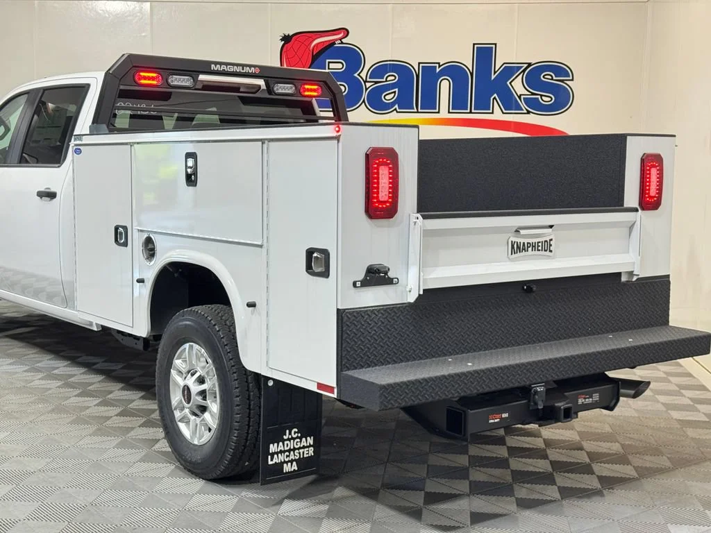 New 2026 Summit White GMC Pro image 6
