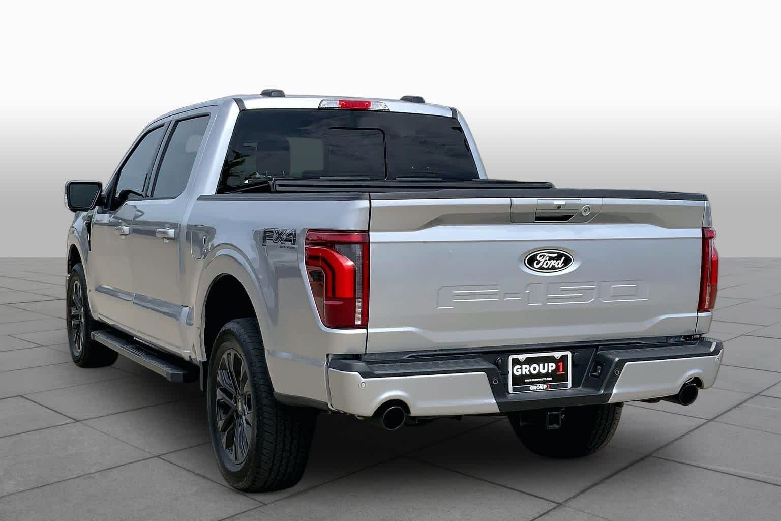 Used 2024 Iconic Silver Metallic Ford LARIAT image 11