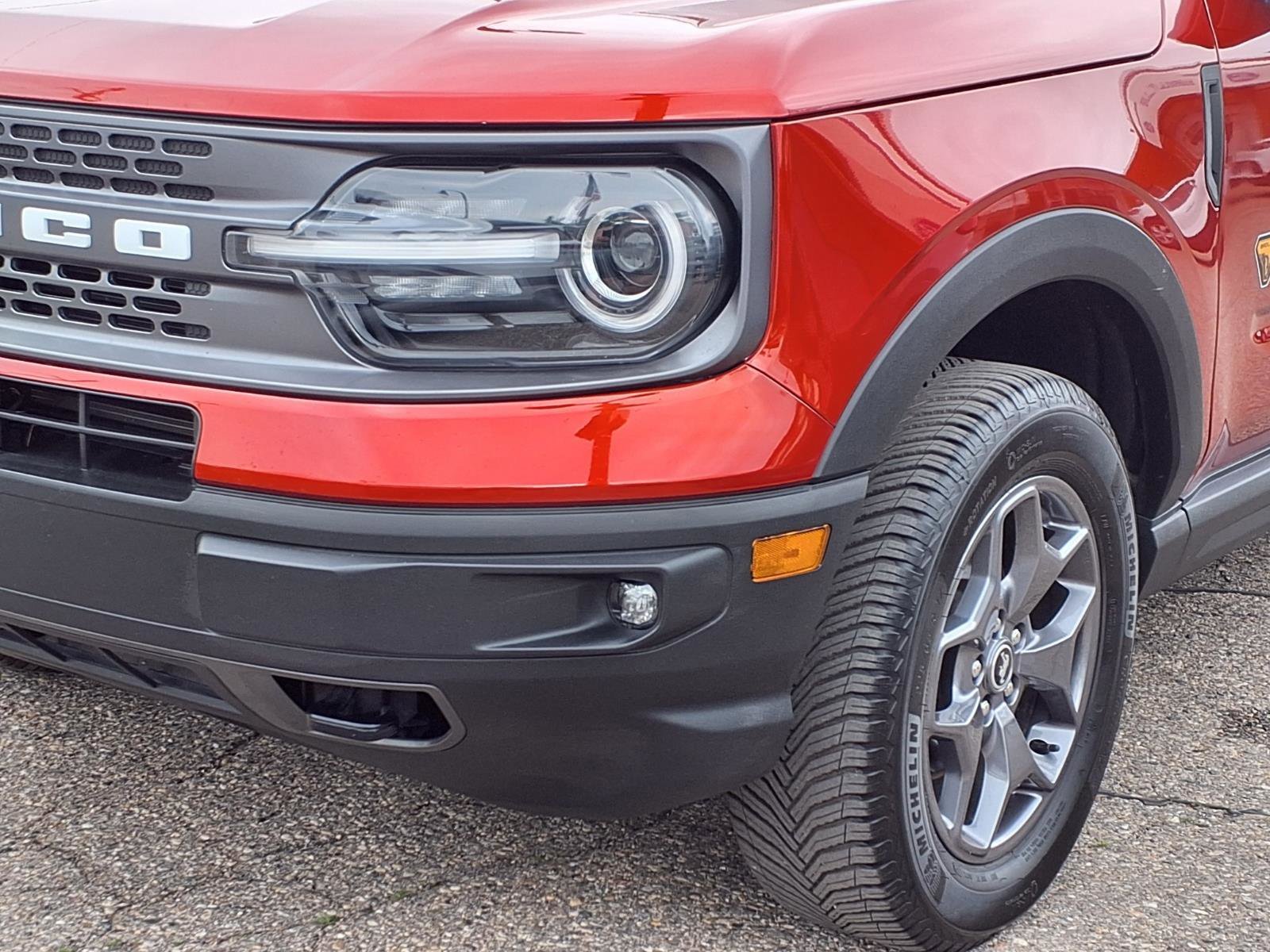 Used 2023 Chili Pepper Red Ford Badlands image 29