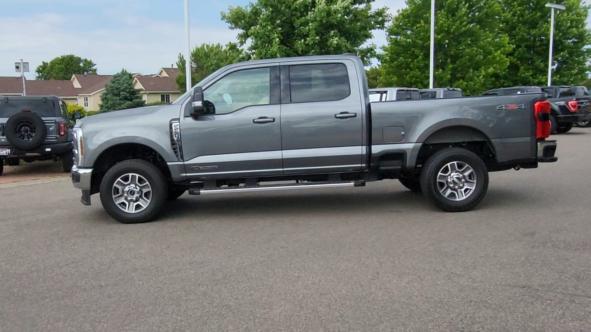 Certified Used 2025 Gray Metallic Ford LARIAT image 2