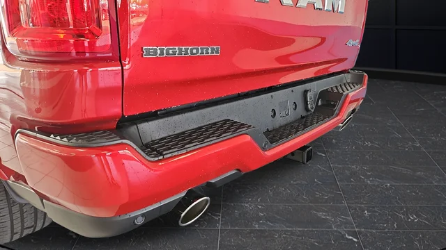 New 2026 Molten Red Pearl-Coat Exterior Paint RAM Big Horn/Lone Star image 40