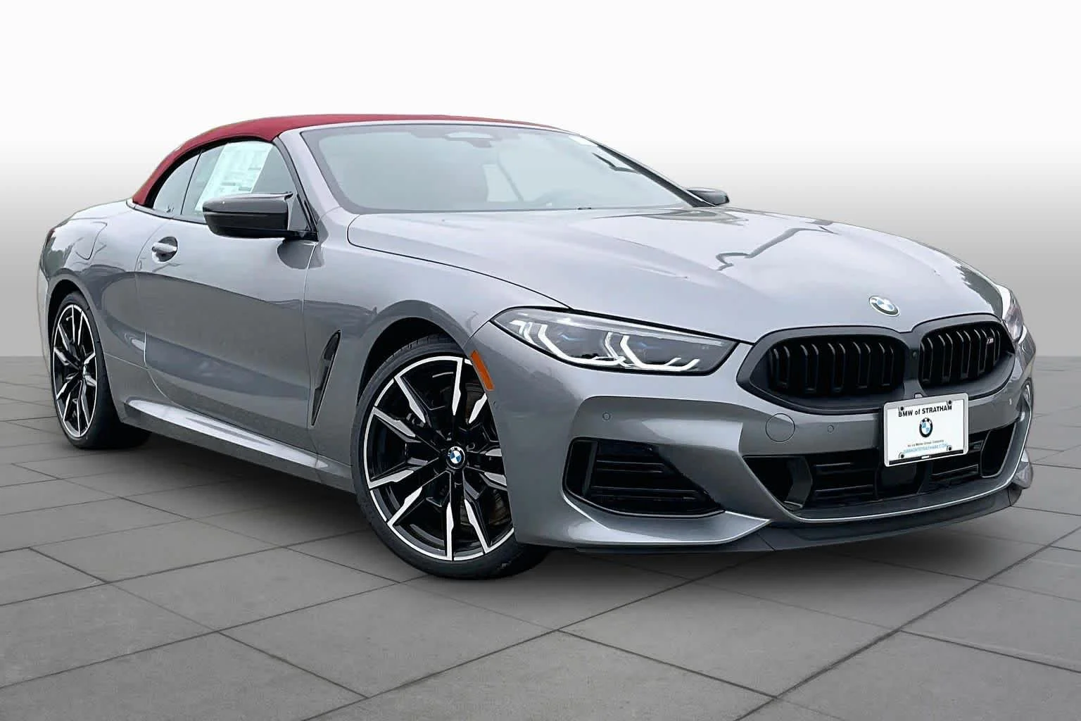 New 2026 Skyscraper Grey Metallic BMW M850i xDrive image 2