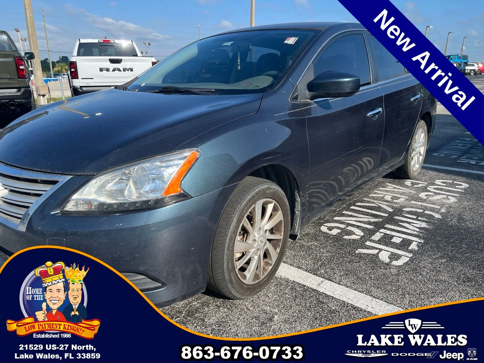 Used 2014 Blue Nissan SV image 2