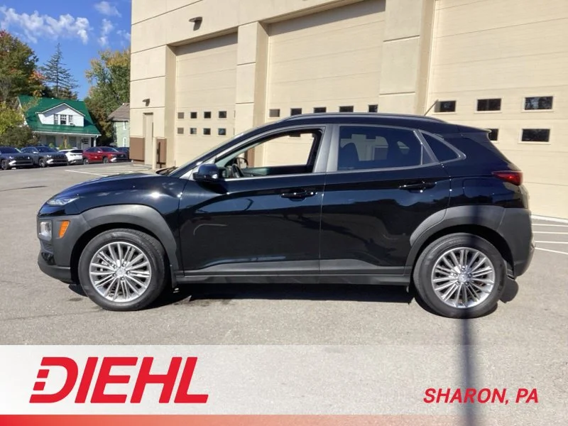 Used 2018 Ultra Black Hyundai SEL image 4